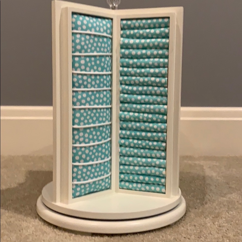 Pottery Barn Teen Jewlery Holder